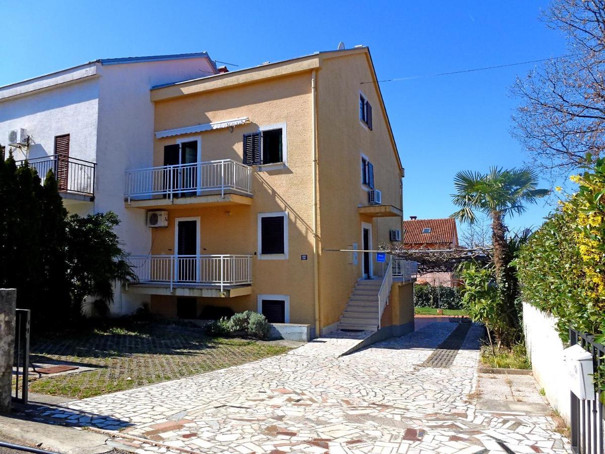 Apartment Honor Njivice Exterior foto